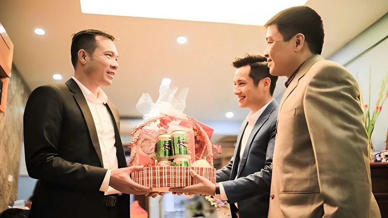 Quà Tặng Tết Dương Lịch Cho Bạn Bè Và Đồng Nghiệp