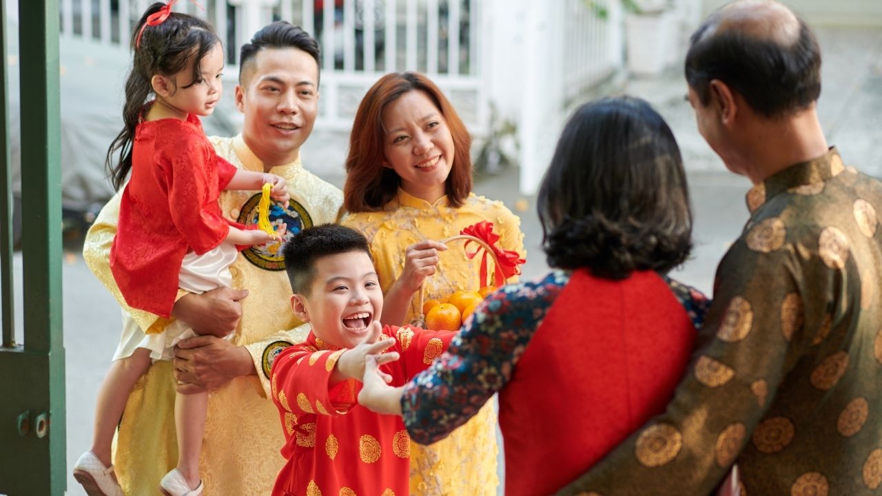 Các Truyền Thống Và Lễ Hội Đặc Sắc Vào Tết Dương Lịch