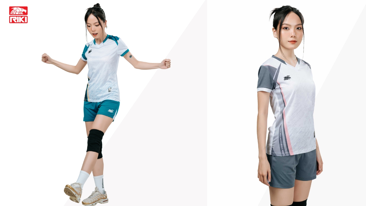 quần áo bóng đá nữ màu trắng