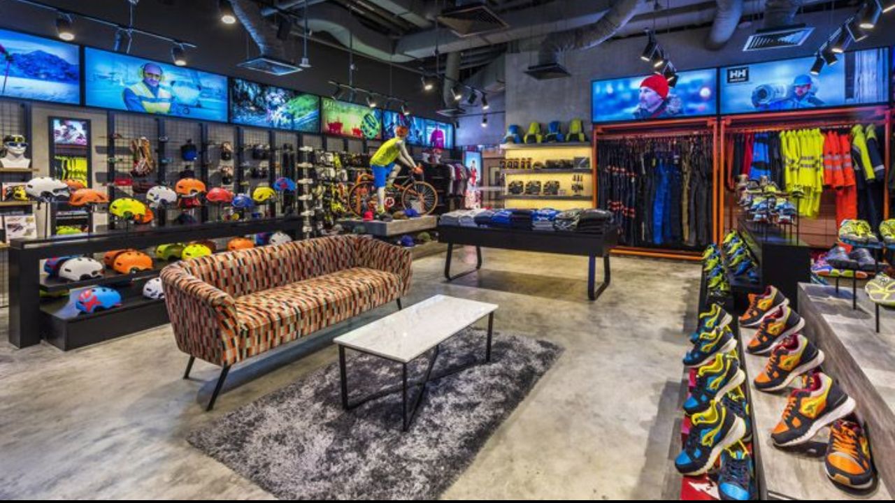 shop quần áo thể thao gần đây