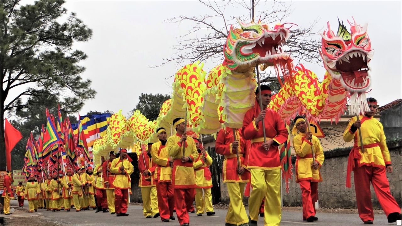 Các Hoạt Động Truyền Thống Trong Lễ Hội
