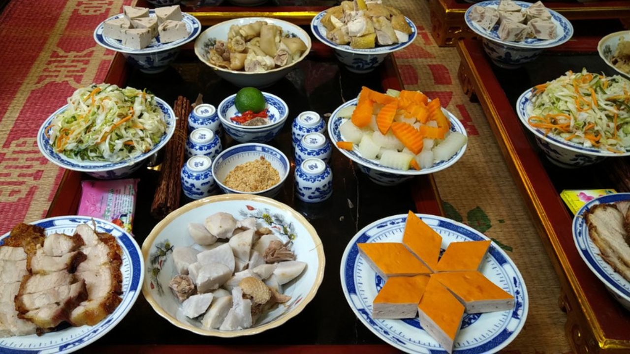 Những Món Ăn Truyền Thống Vào Mùng 1 Tết