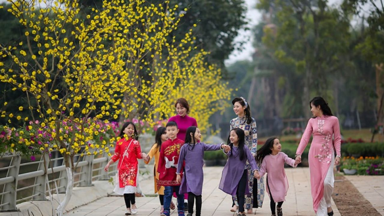 Địa Chỉ Chụp Hình Áo Dài Tết Đẹp