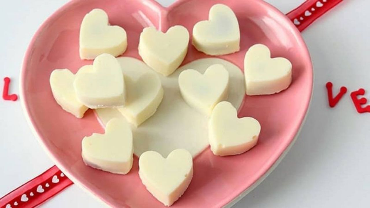 Các Món Quà Phổ Biến Trong Ngày Valentine Trắng