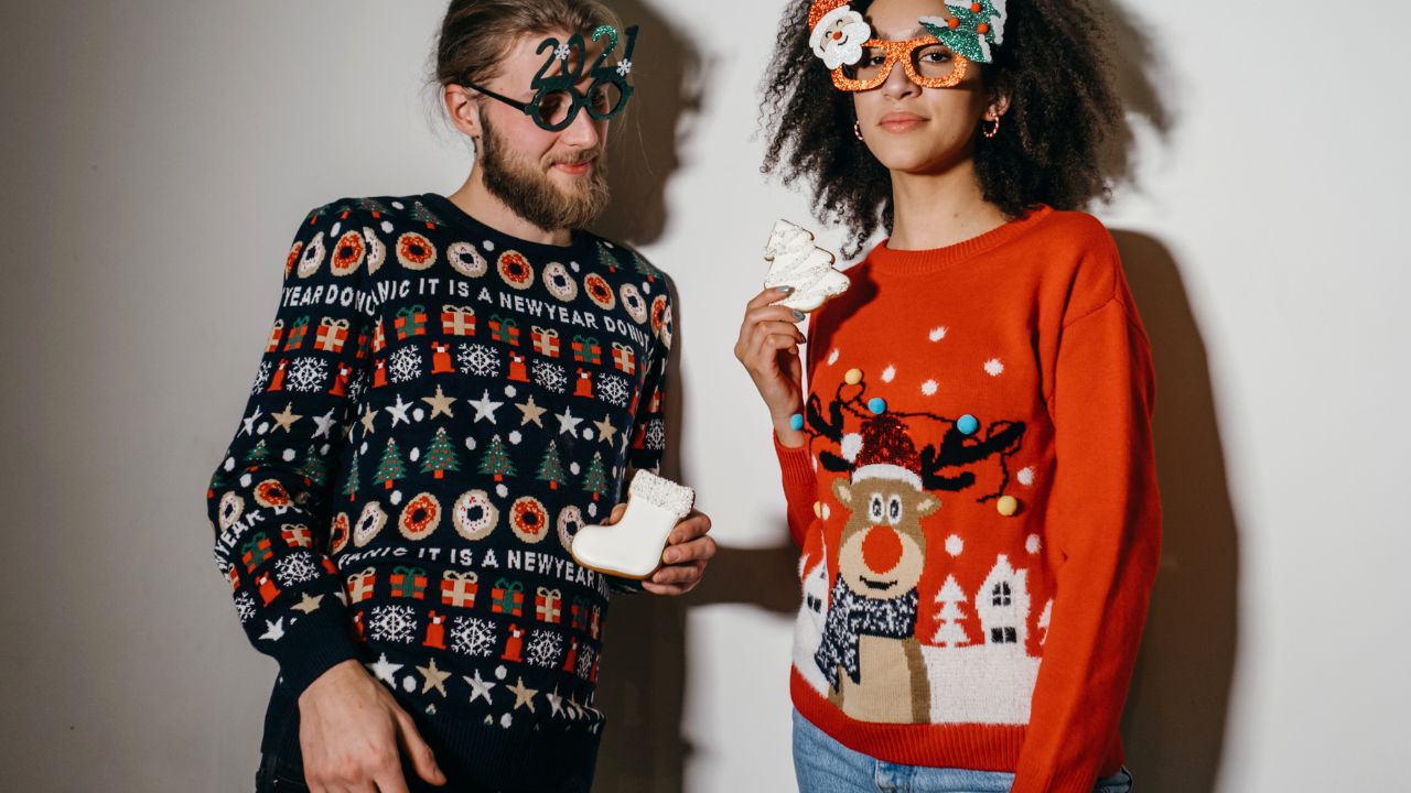 Cách Chọn Áo Sweater Phù Hợp Khi In Theo Yêu Cầu