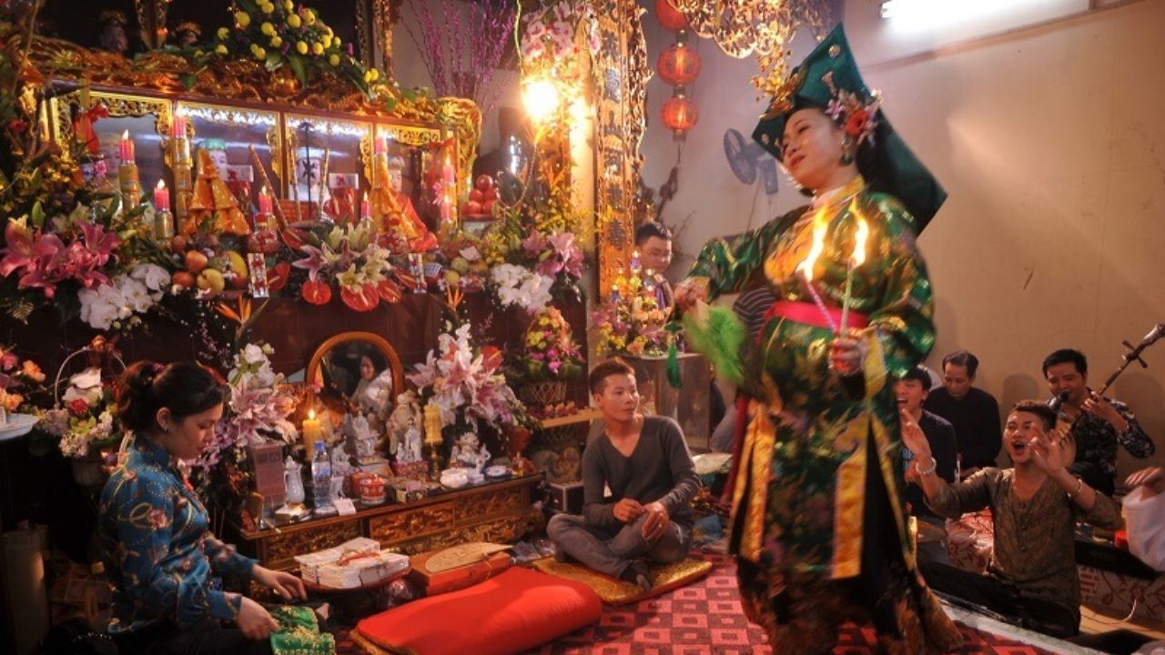 Các Hoạt Động Trong Tết 10/10