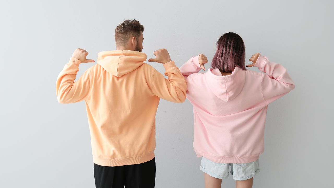 Lựa Chọn Dịch Vụ In Áo Hoodie Theo Yêu Cầu