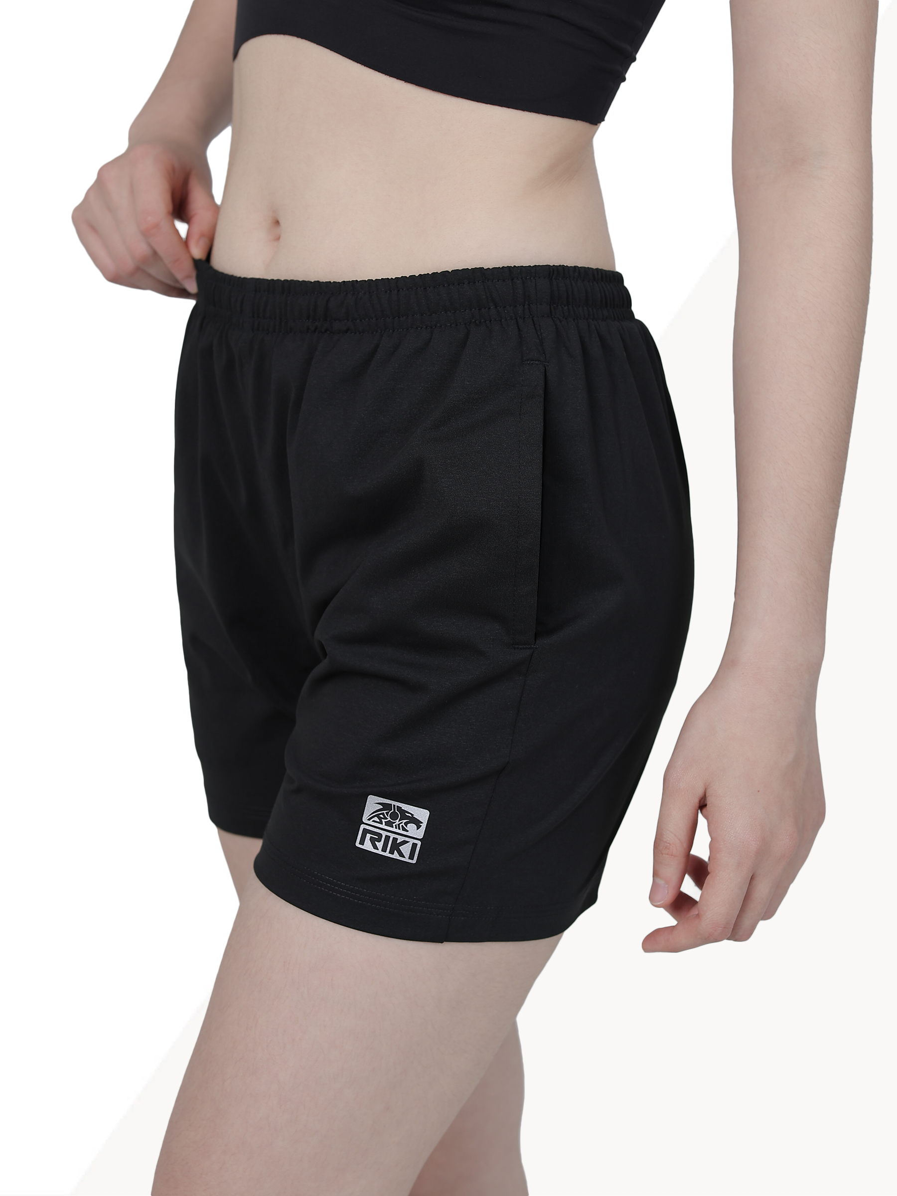 Quần Short Thể Thao Nữ RIKI QN01