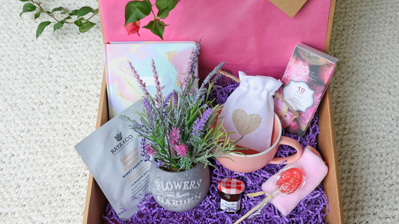 2. Gợi ý những món quà ý nghĩa dành tặng phái đẹp